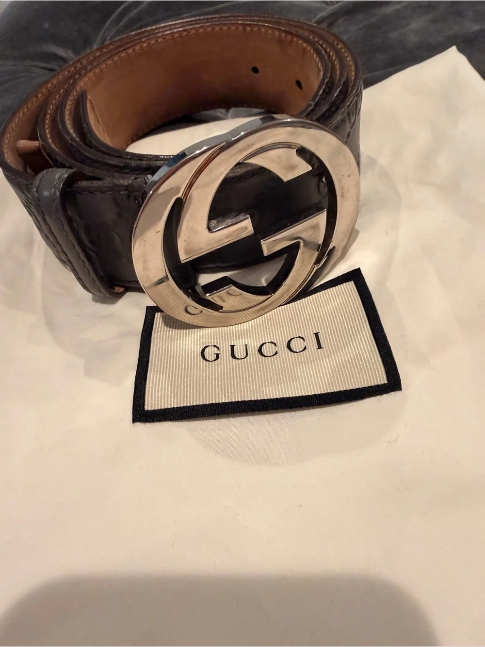 Authentic Gucci Men’s Black Leather Belt with Silver Interlocking GG Buckle